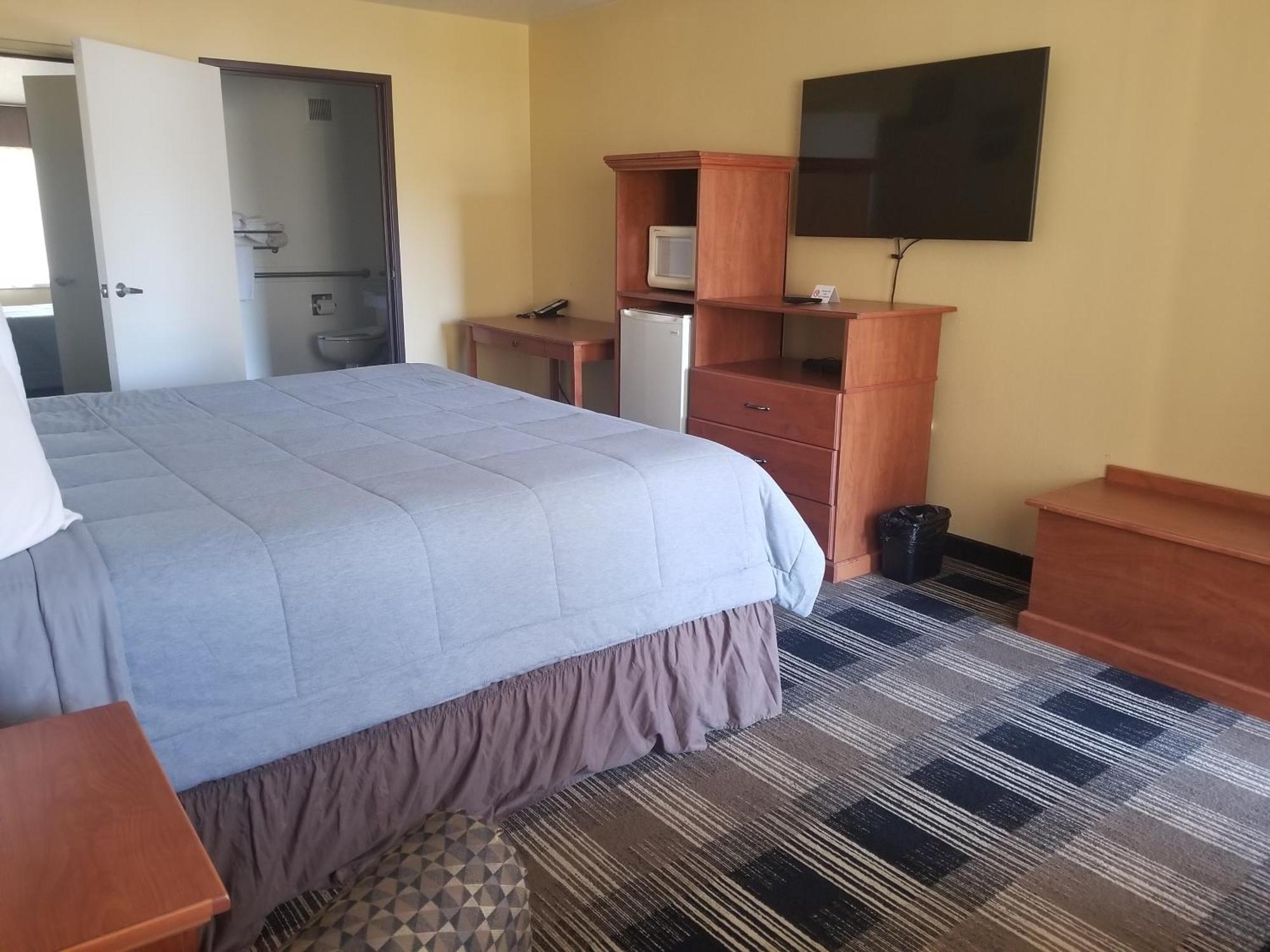 Oakridge Inn & Suites 외부 사진