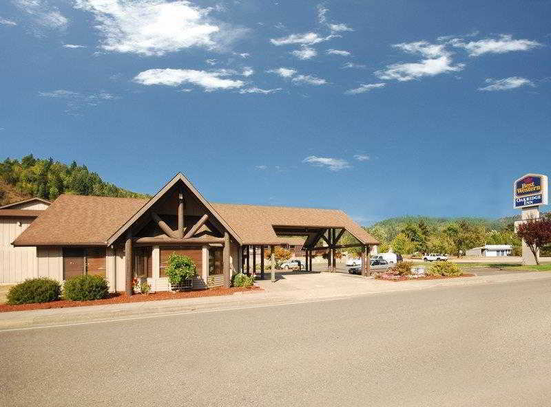Oakridge Inn & Suites 외부 사진